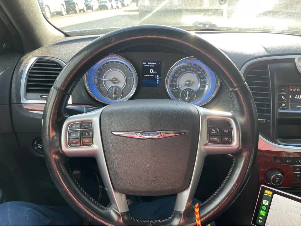 2012 Chrysler 300 (2005-2023) - Image 10 of 18