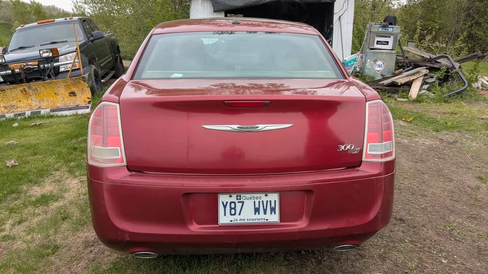 2012 Chrysler 300 (2005-2023) - Image 3 of 5
