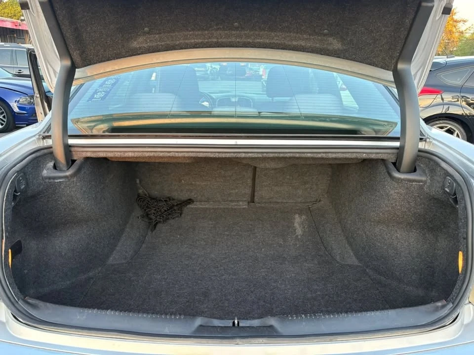 2012 Chrysler 300 (2005-2023) - Image 13 of 16