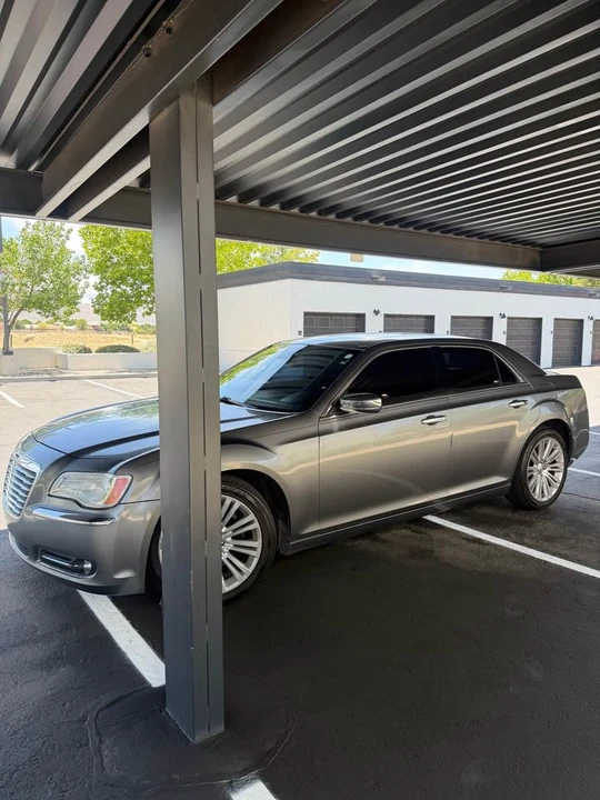 2012 Chrysler 300 (2005-2023) - Image 2 of 20