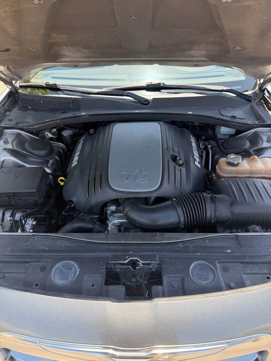 2012 Chrysler 300 (2005-2023) - Image 20 of 20