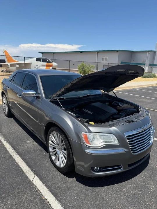 2012 Chrysler 300 (2005-2023) - Image 13 of 20
