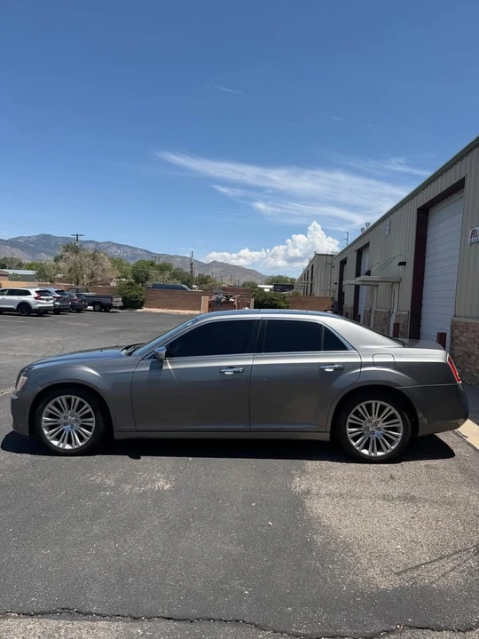 2012 Chrysler 300 (2005-2023) - Image 14 of 20
