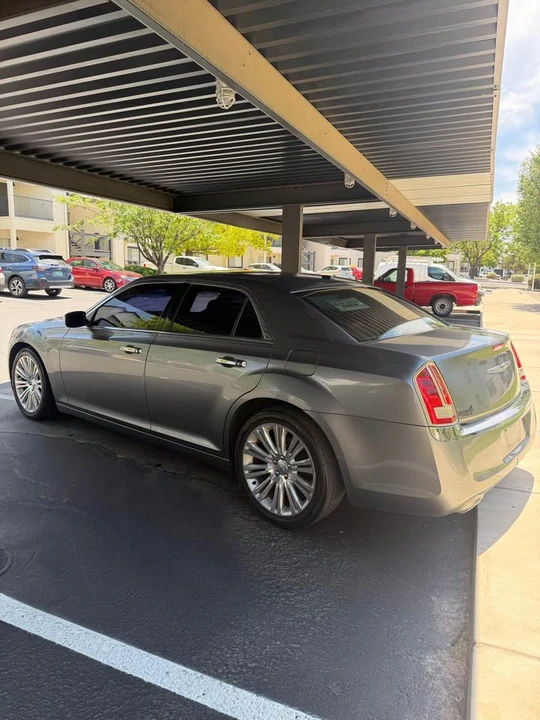 2012 Chrysler 300 (2005-2023) - Image 8 of 20