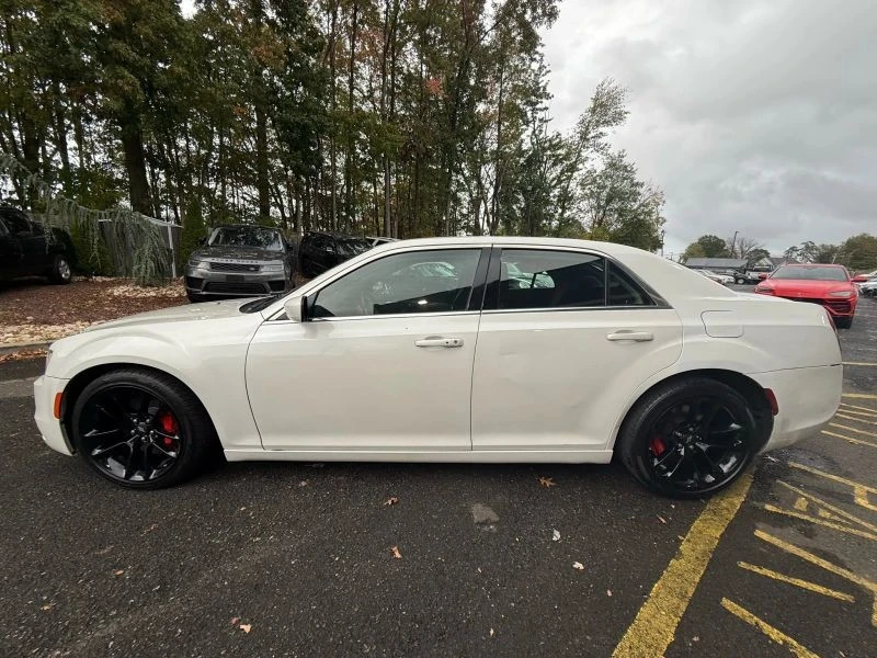 2012 Chrysler 300 (2005-2023) - Image 3 of 12