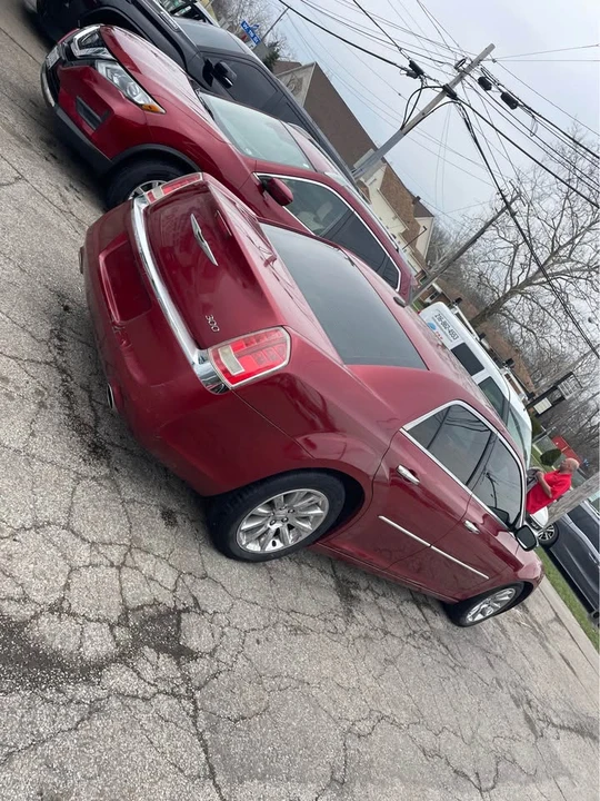 2012 Chrysler - Image 2 of 4