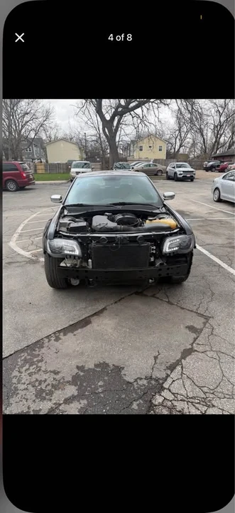 2012 Chrysler 300 (2005-2023) - Image 13 of 17