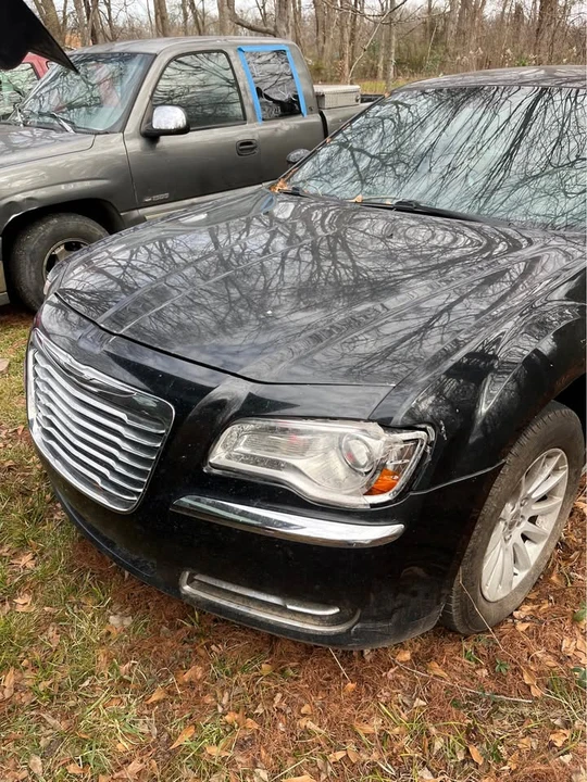 2012 Chrysler 300 (2005-2023) - Image 7 of 7