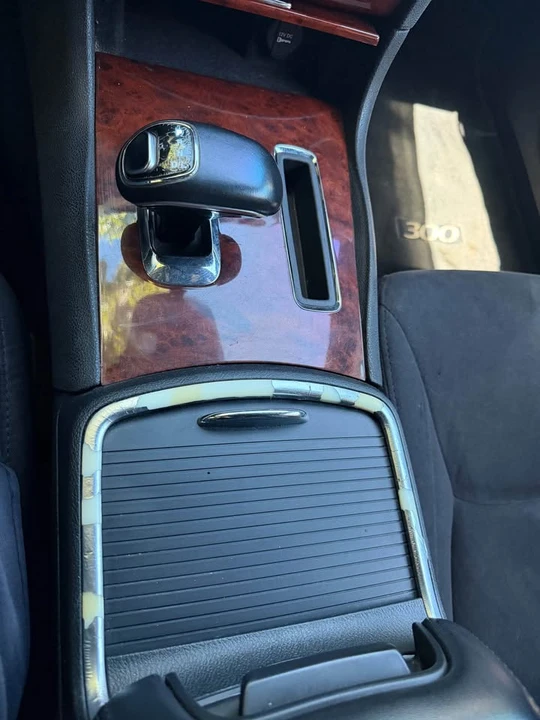 2012 Chrysler 300 (2005-2023) - Image 14 of 15