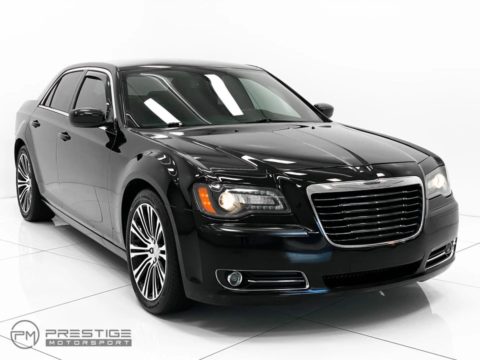 2012 Chrysler 300 (2005-2023) - Image 11 of 21