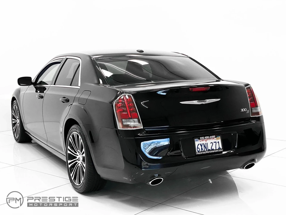 2012 Chrysler 300 (2005-2023) - Image 12 of 21