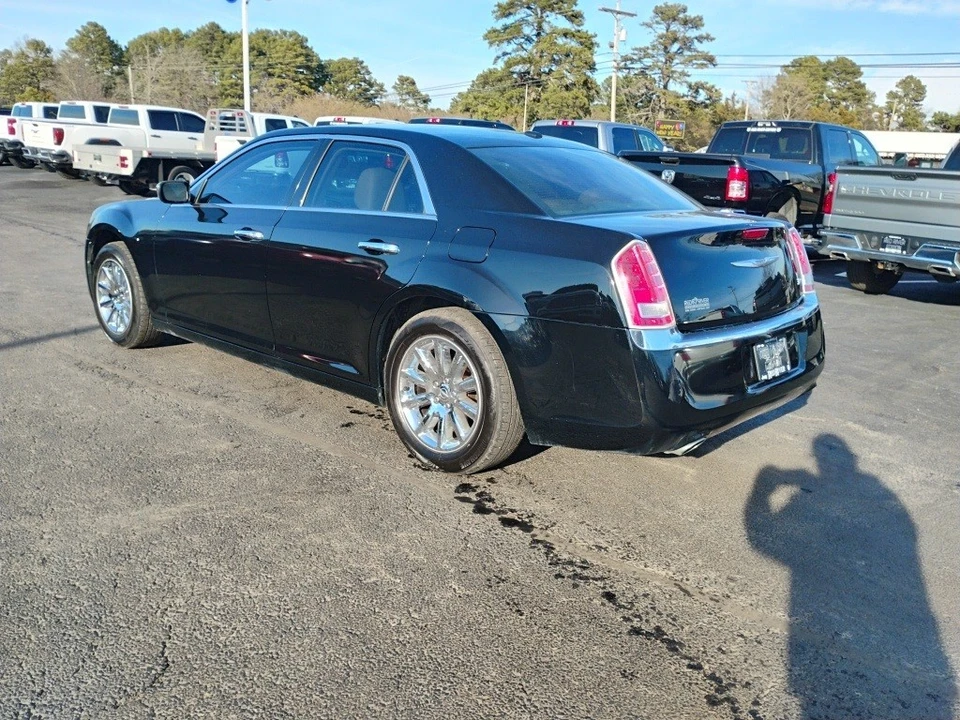 2012 Chrysler 300 (2005-2023) - Image 7 of 12