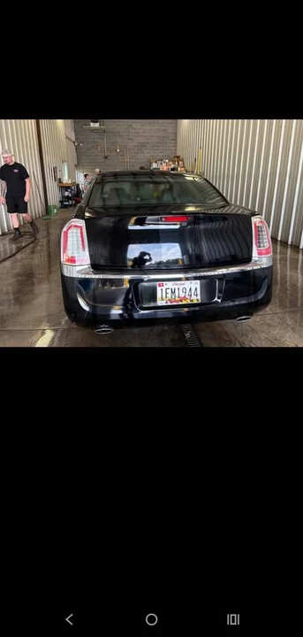 2012 Chrysler 300 (2005-2023) - Image 2 of 4