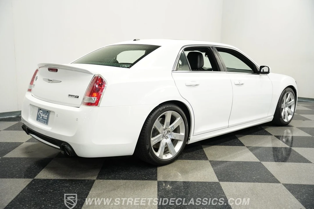 2012 Chrysler 300 (2005-2023) - Image 12 of 21