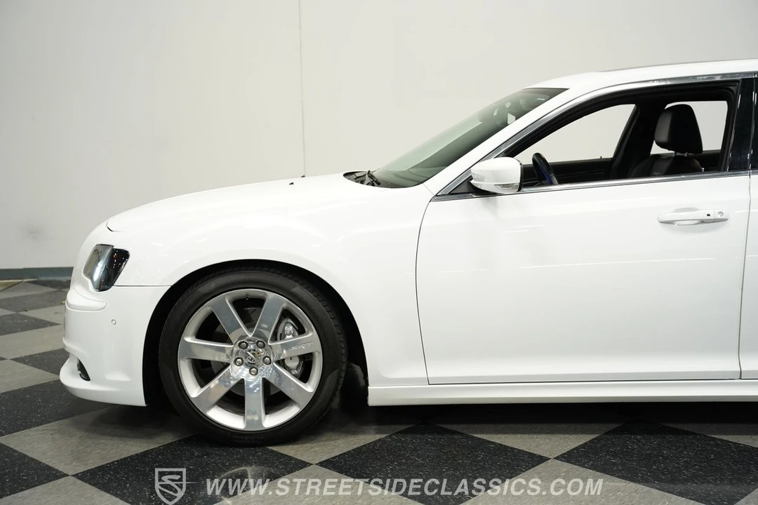 2012 Chrysler 300 (2005-2023) - Image 19 of 21