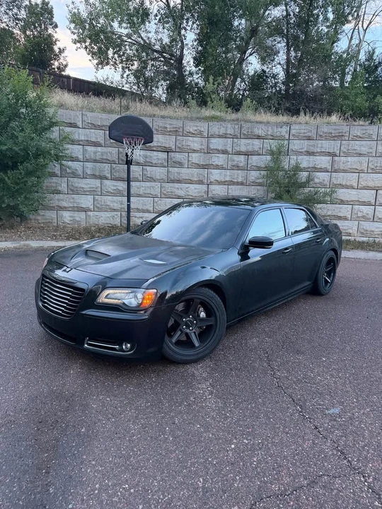 2012 Chrysler 300 (2005-2023) - Image 12 of 13