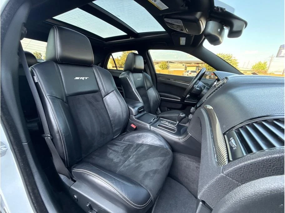 2012 Chrysler 300 (2005-2023) - Image 12 of 31