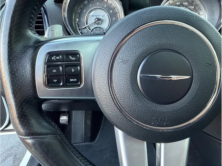 2012 Chrysler 300 (2005-2023) - Image 25 of 31