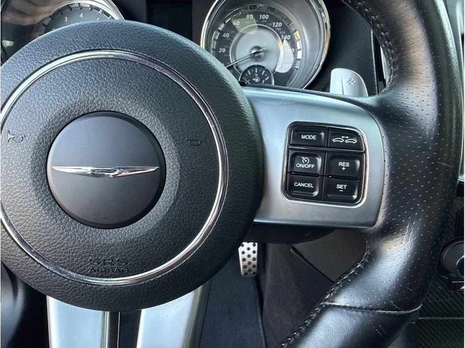 2012 Chrysler 300 (2005-2023) - Image 26 of 31
