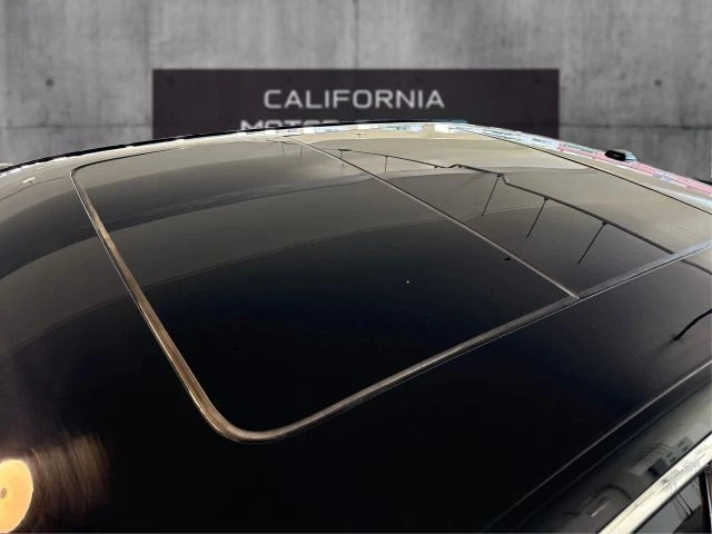 2012 Chrysler 300 (2005-2023) - Image 12 of 23