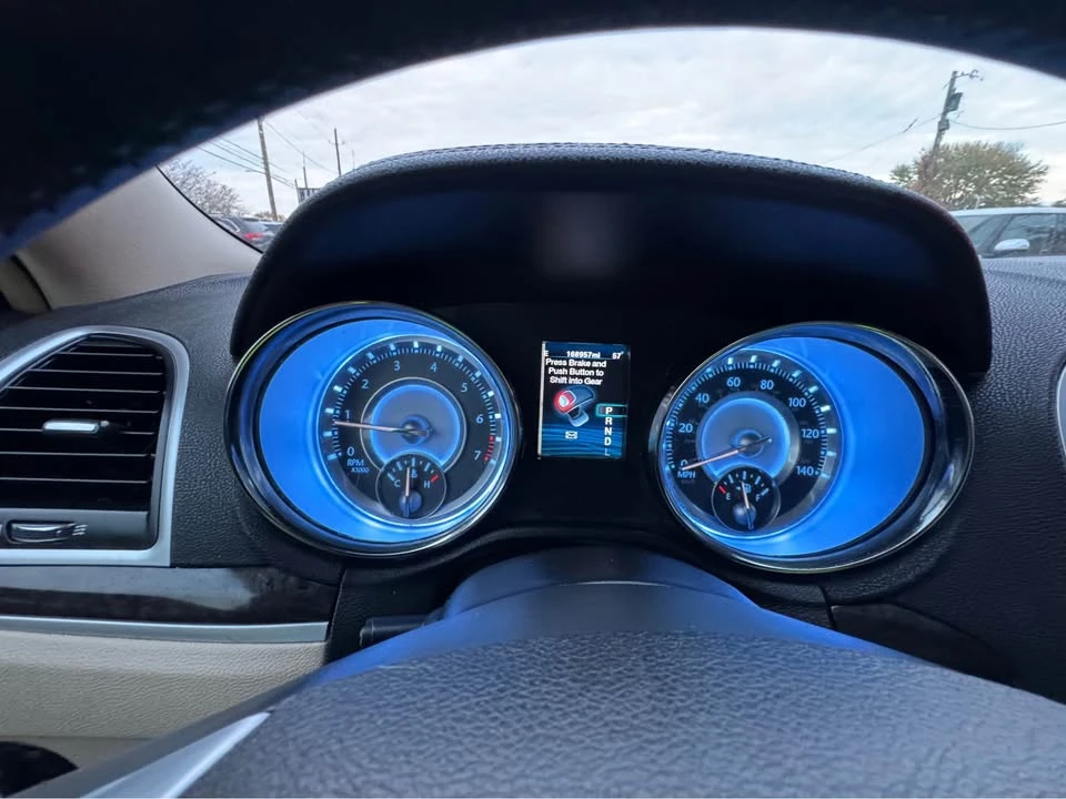 2012 Chrysler 300 (2005-2023) - Image 9 of 13