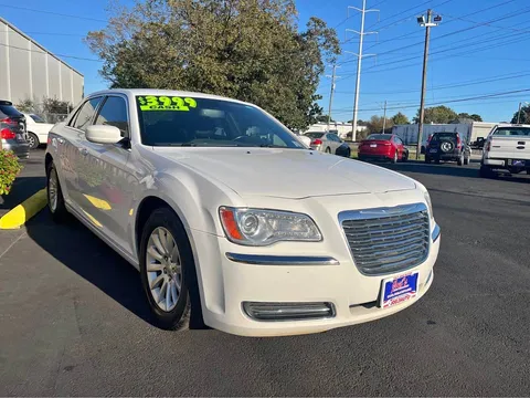 2012 Chrysler 300 Sedan