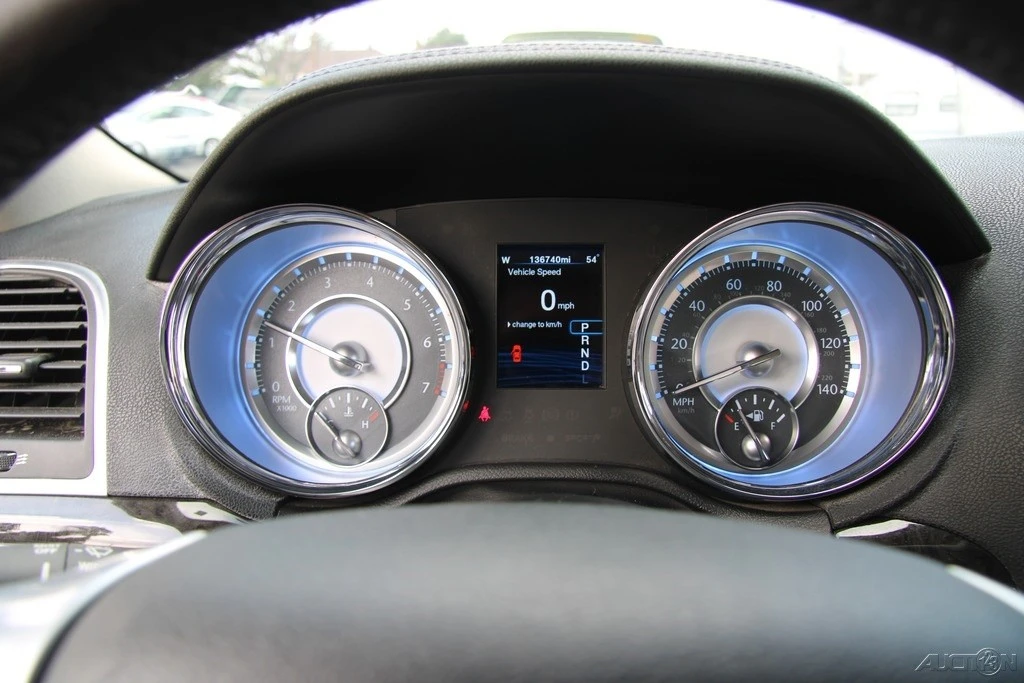 2012 Chrysler 300 (2005-2023) - Image 15 of 21