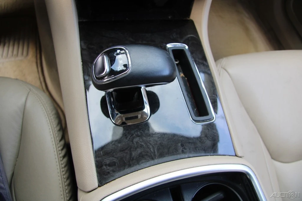 2012 Chrysler 300 (2005-2023) - Image 19 of 21