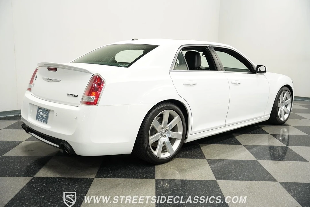 2012 Chrysler 300 (2005-2023) - Image 13 of 21