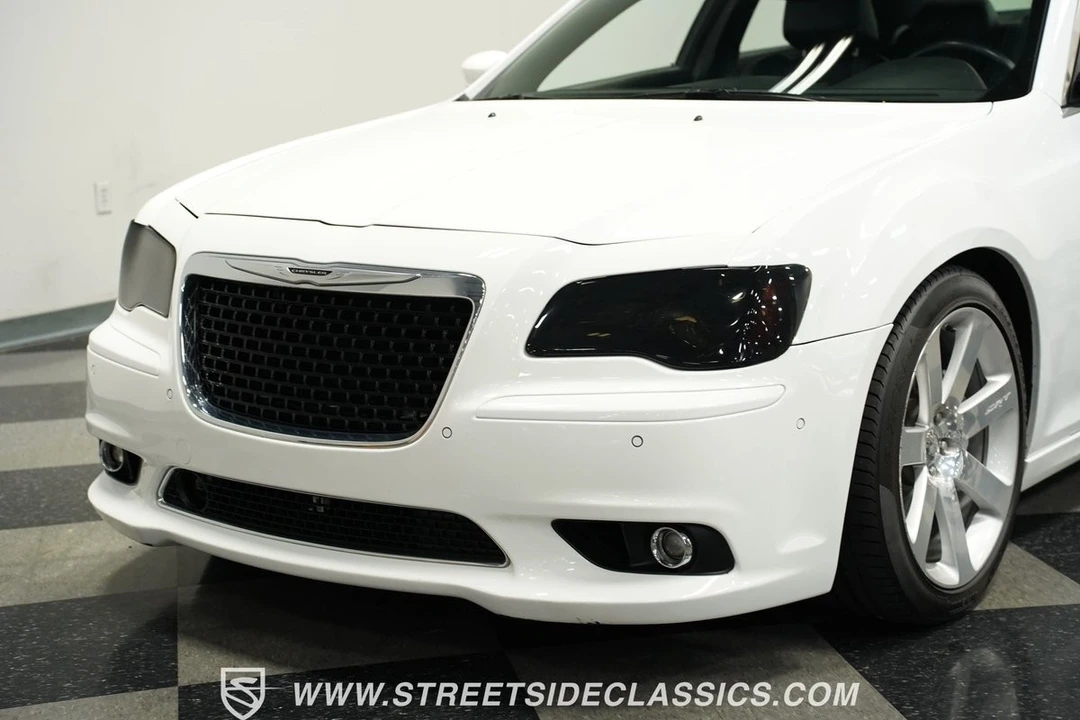 2012 Chrysler 300 (2005-2023) - Image 19 of 21