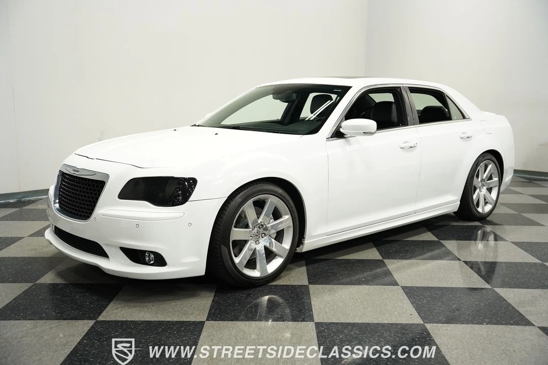 2012 Chrysler 300 (2005-2023) - Image 6 of 21