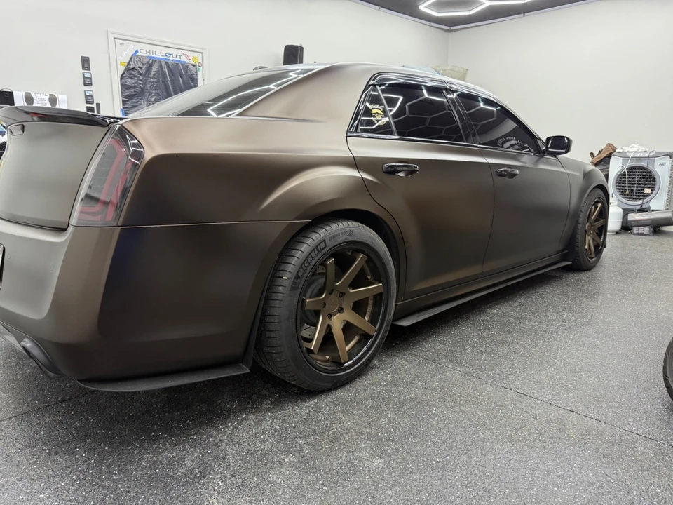 2012 Chrysler 300 (2005-2023) - Image 12 of 21