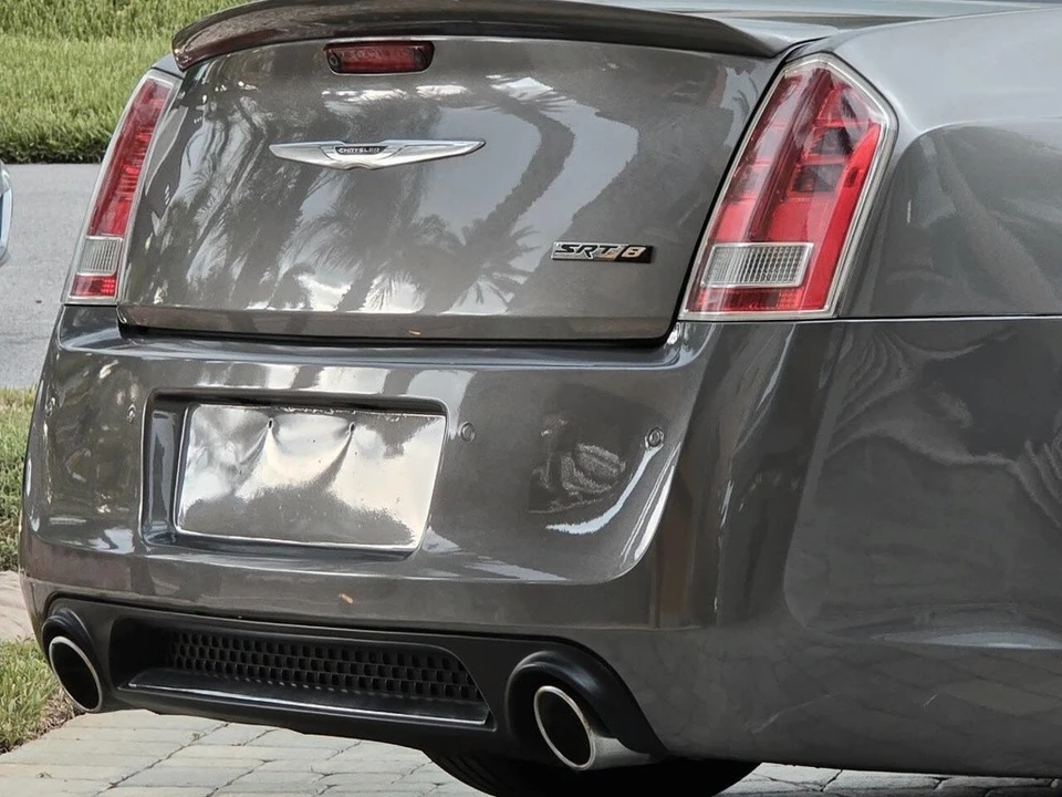 2012 Chrysler 300 (2005-2023) - Image 6 of 21