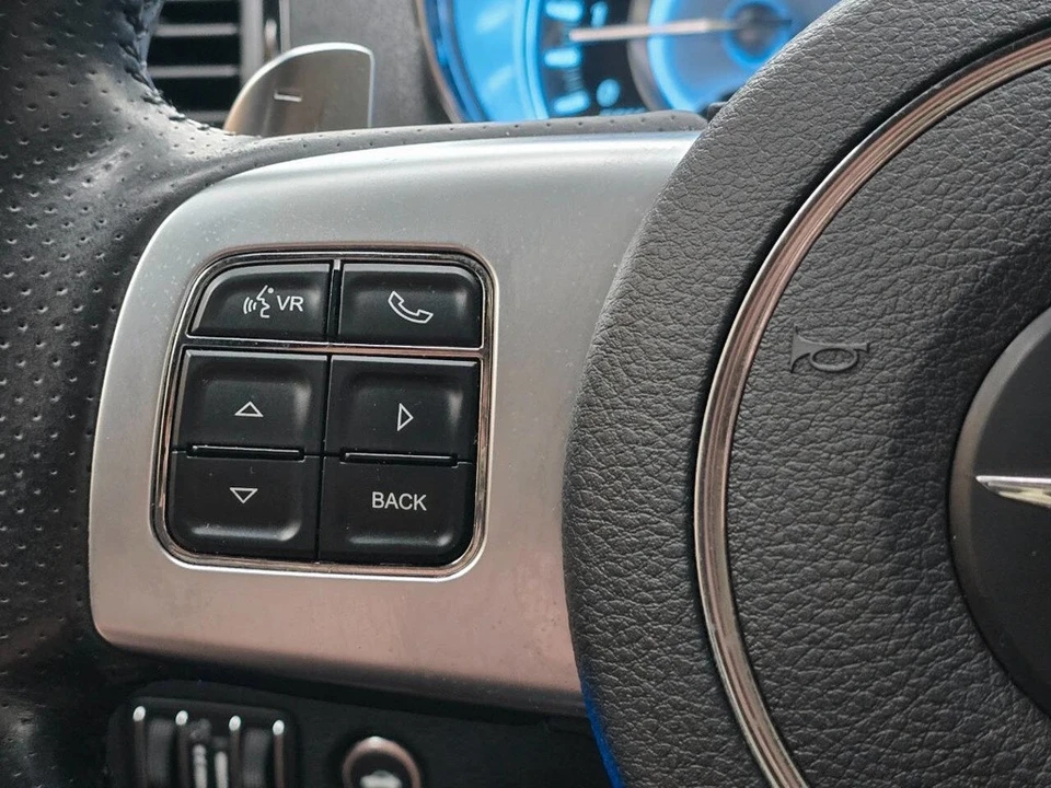 2012 Chrysler 300 (2005-2023) - Image 13 of 21