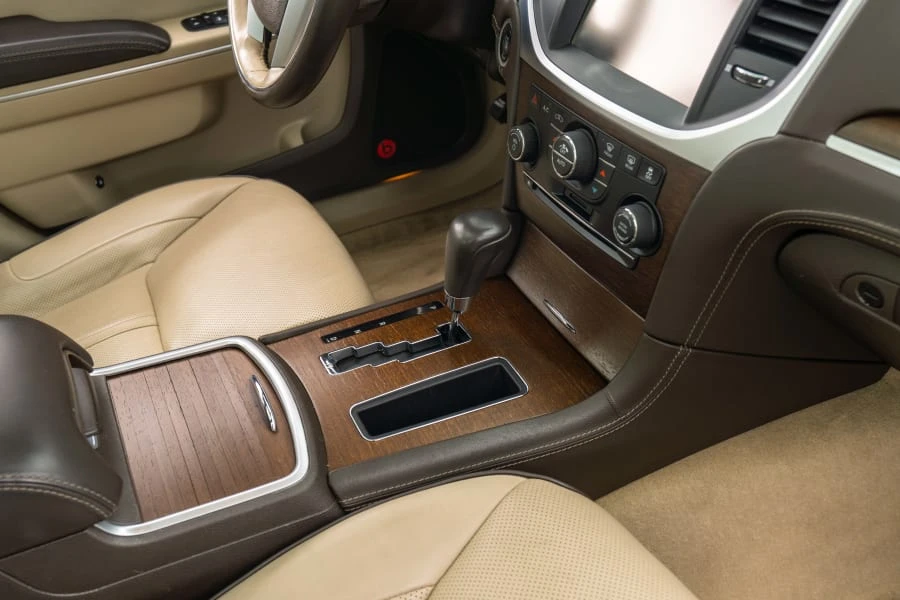 2012 Chrysler 300 (2005-2023) - Image 19 of 23