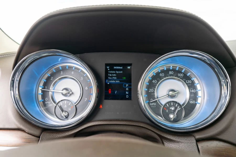 2012 Chrysler 300 (2005-2023) - Image 15 of 23