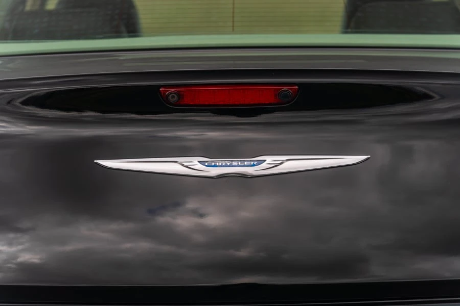 2012 Chrysler 300 (2005-2023) - Image 10 of 23