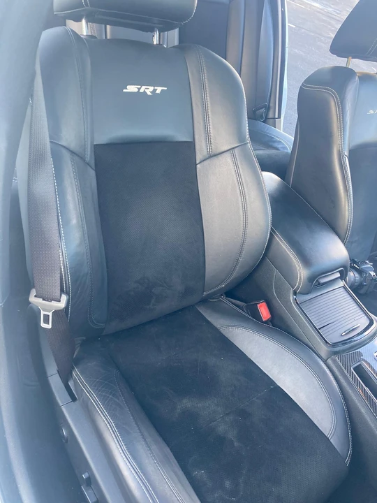 2012 Chrysler 300 (2005-2023) - Image 25 of 31