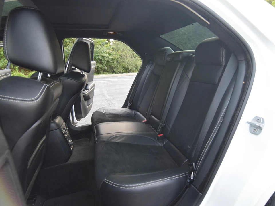 2012 Chrysler 300 (2005-2023) - Image 26 of 31