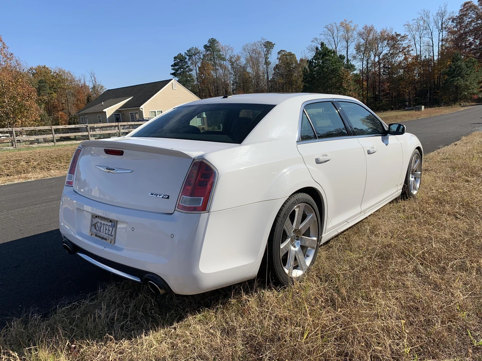 2012 Chrysler 300 (2005-2023) - Image 21 of 31