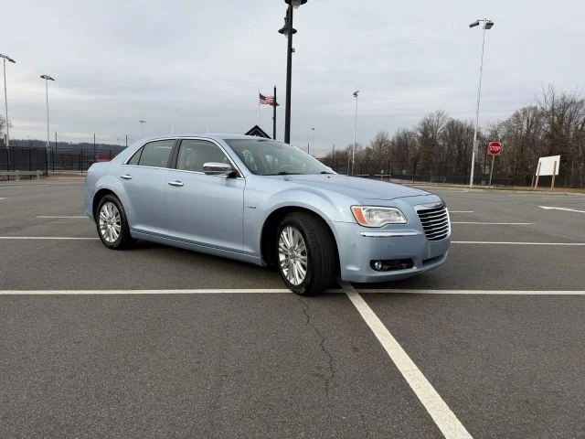 2012 Chrysler 300 (2005-2023) - Image 4 of 12