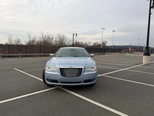 2012 Chrysler 300 (2005-2023) - Image 5 of 12
