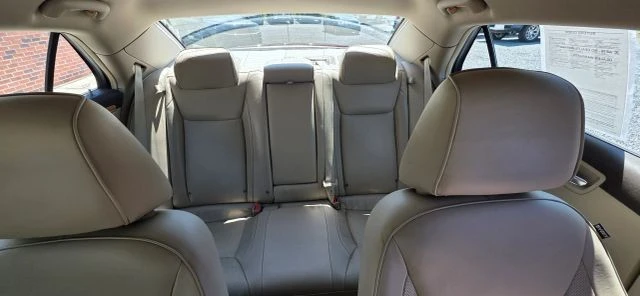 2012 Chrysler 300 (2005-2023) - Image 17 of 19