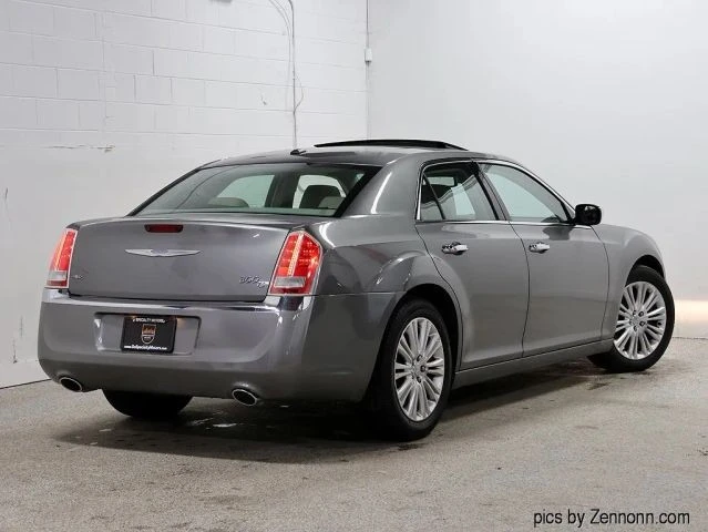 2012 Chrysler 300 (2005-2023) - Image 10 of 21