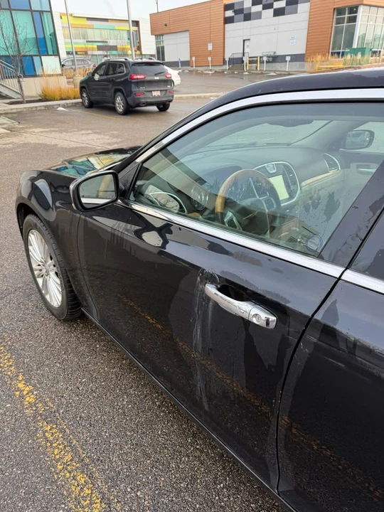 2012 Chrysler 300 (2005-2023) - Image 10 of 15