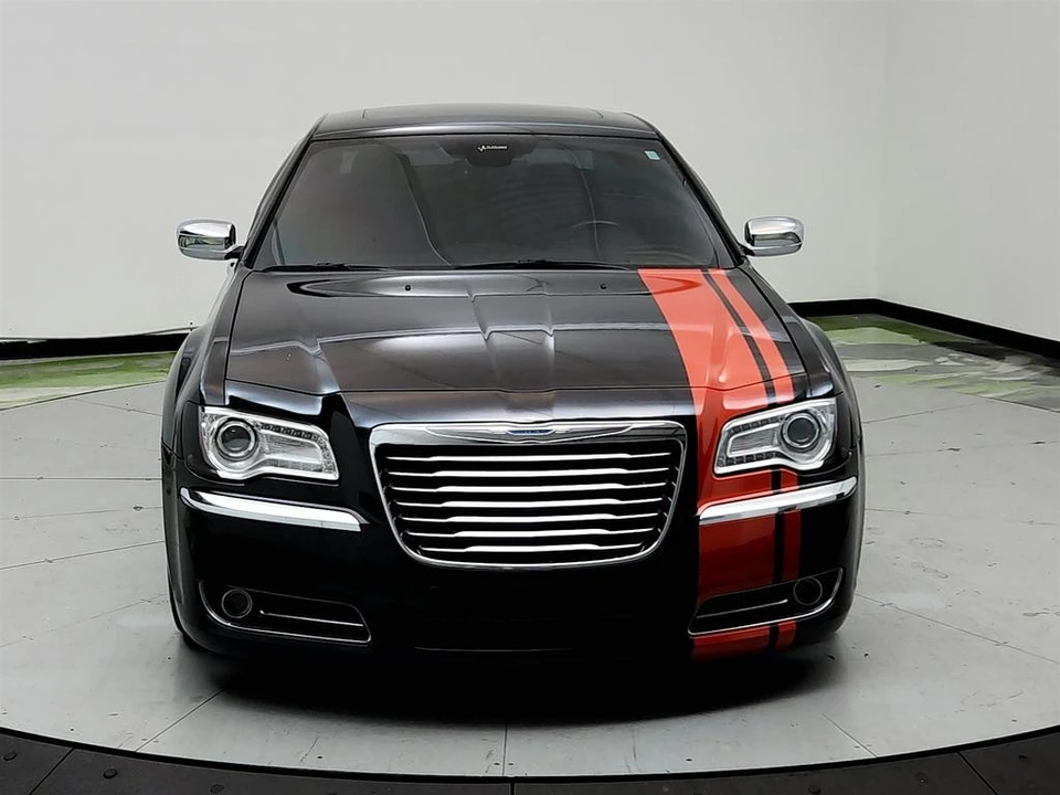 2012 Chrysler 300 (2005-2023) - Image 2 of 12