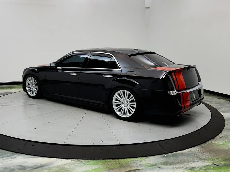 2012 Chrysler 300 (2005-2023) - Image 7 of 12