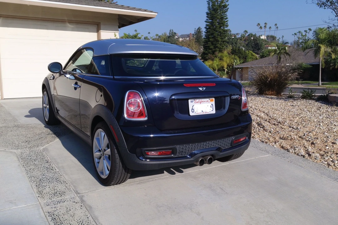 2012 Mini Coupe & Roadster - Image 2 of 6