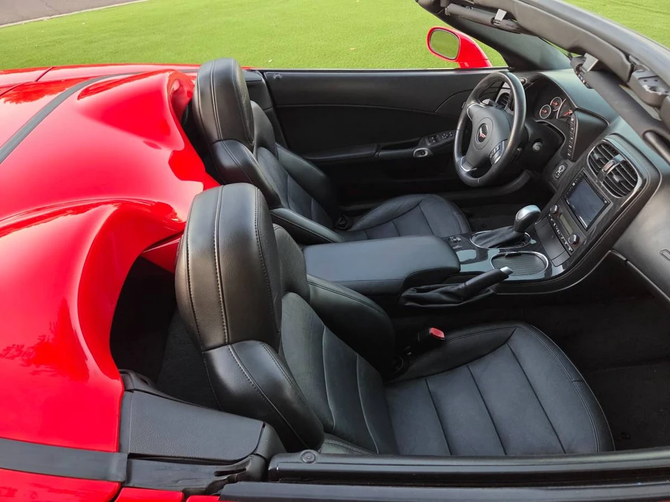 2012 Chevrolet Corvette C6 - Image 14 of 17