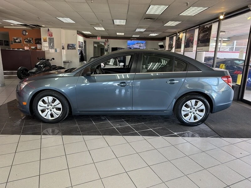 2012 Chevrolet Cruze - Image 2 of 4